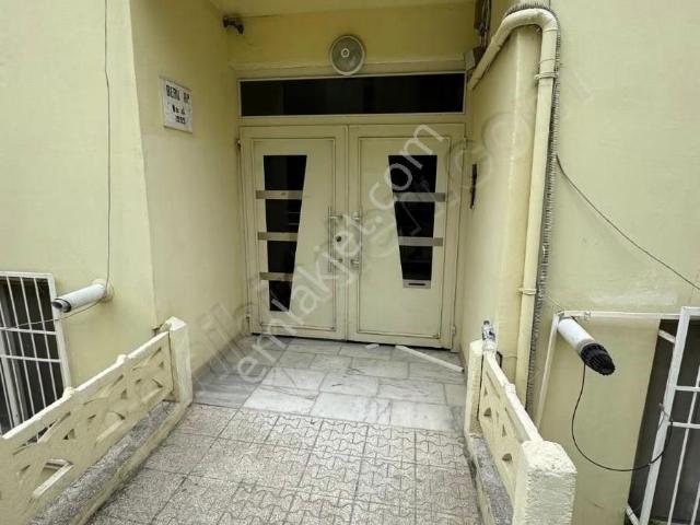 Klc Den Bahçelievler Mah.lozan Sok.postane Yanı 2+1 80 M² Daire