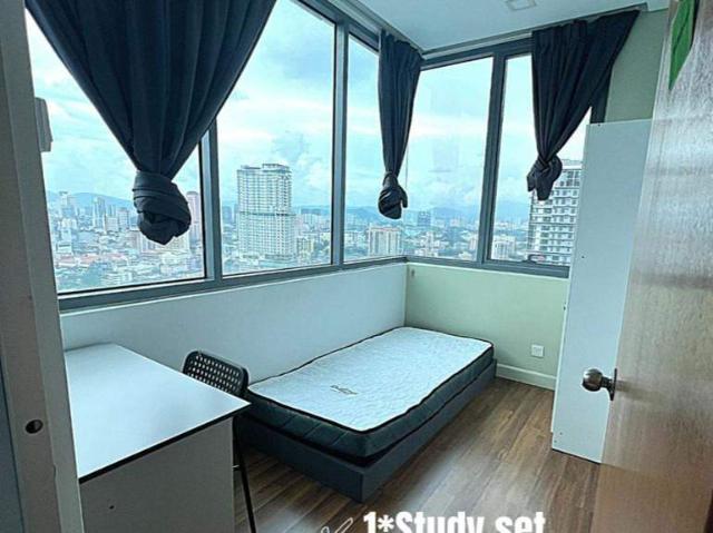 Klcc best night view middle room l fully furnished l air cond