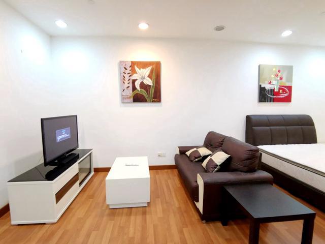 KLCC Binjai 8 Studio Unit 600sf Fully Furnished Ready High Floor MRT