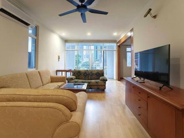 KLCC Penthouse Rare Corner Unit 1700sf Freehold