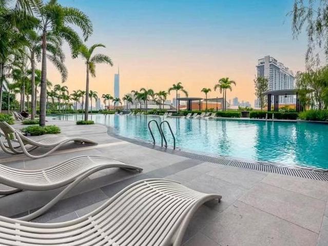 Klcc Trion Kl unit 2r1b 689 sq ft fully furnished negotiable