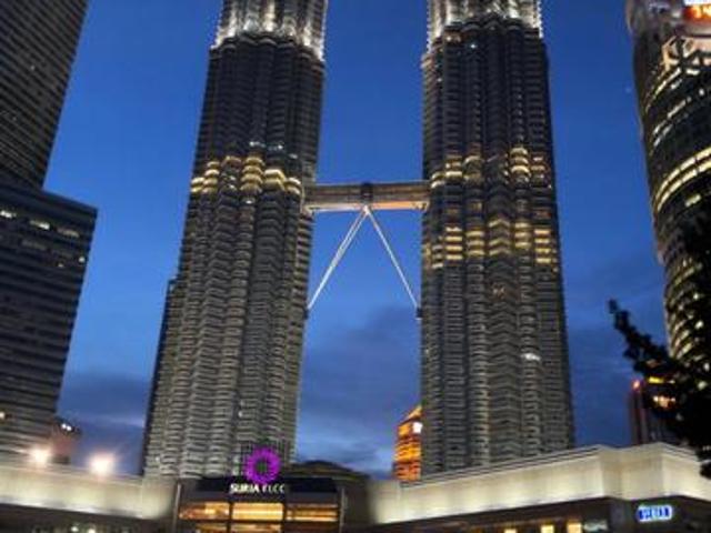 KLCCForeigner can buyDirect to Twin Tower Under Market value 30