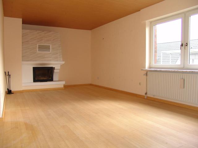 Kleve: 3 Zimmer Wohnung mit Balkon, 2 Keller