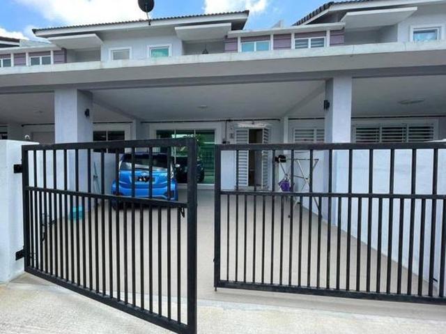 Klebang Mewah Double Storey House For Sale