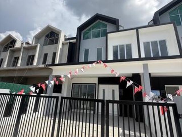 klebang double storey house bumi lot