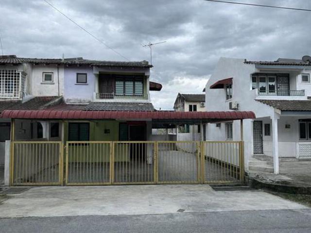 Klebang Utara 2 Storey Terrace 4R3B
