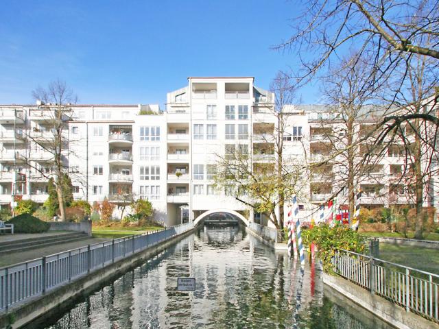 „KLEIN VENEDIG“ Helle 3 Zimmer Etagenwohnung mit 2 Loggien und TG Stellplatz in zentrumsnaher Lage