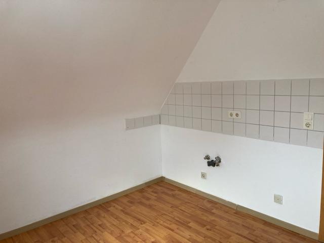 Kleine 2 Zimmer Wohnung im Dachgeschoss