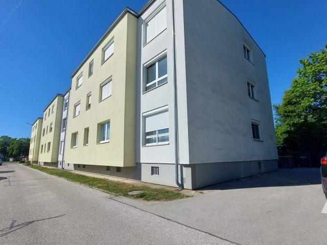 kleine, schöne, helle, günstige Mietwohnung in Pottendorf