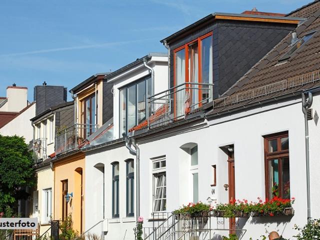 Kleines Einfamilien Reihenmittelhaus mit Terrasse provisionsfrei