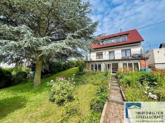 Kleines Einfamilienhaus mit Potential und schönem Garten in beliebter Wohnlage!
