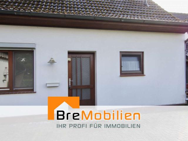 Kleines Reihenmittelhaus mit 3,5 Zimmern und Garage in Achim Borstel