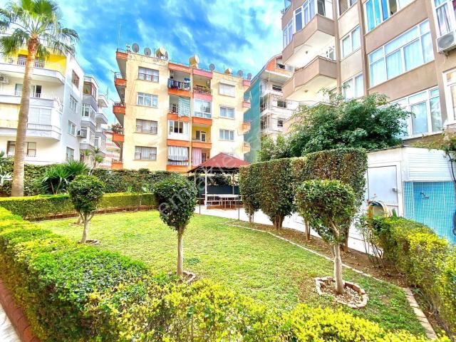 Kleopatra’da 2+1 Havuzlu Eşyalı Daire