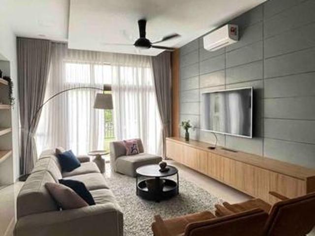 KLIA Condo FullyFurnished Ready Move In Freehold Unit