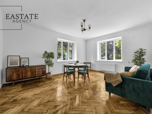 Klimatyczne mieszkanie w kamienicy | Stare Bielany