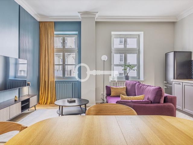 Klimatyczny apartament 94 m2 w odrestaurowanej kamienicy