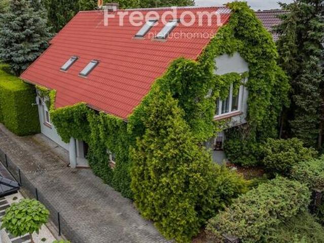 Klimatyczny Dom w doskonałej lokalizacji