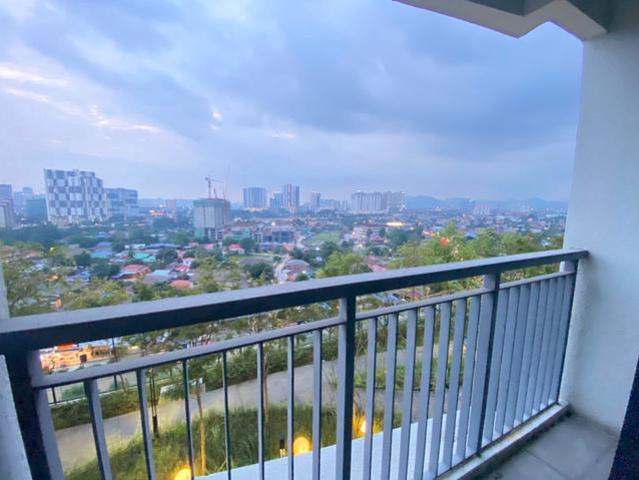 Klts KL Traders Square Block A Unstay first Hand New unit Nice View kl