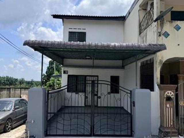 KluangTaman Desa2 Storey Low CostEnd lotRenovated