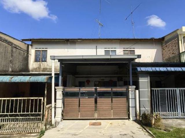 Kluang Taman Desa Low Cost Hse Renovated Kitchen Extend 120 Loan