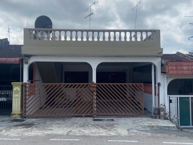 Kluang Taman Intan Single Storey Terrace Newly Painted 100 Loan
