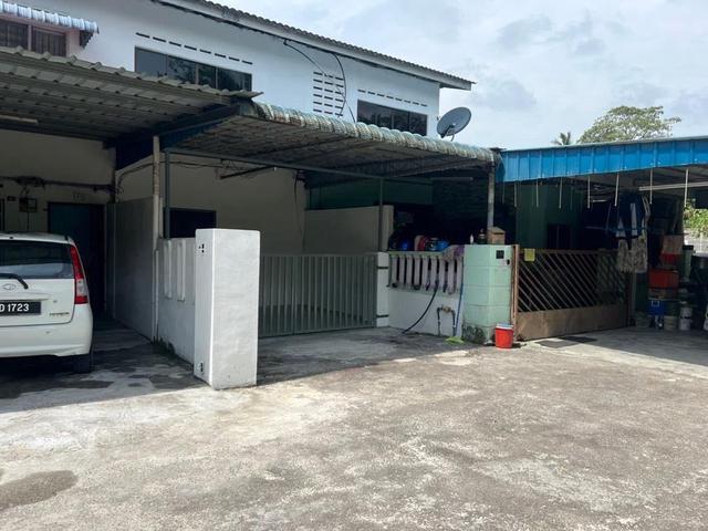 Kluang Taman Perwira Jaya 2Storey LowCost Full LoanRenovated