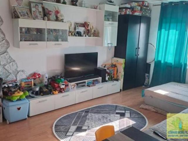 Km 4 5, Doraly, decomandat, 2 camere, gaze, mobilat, Constanta