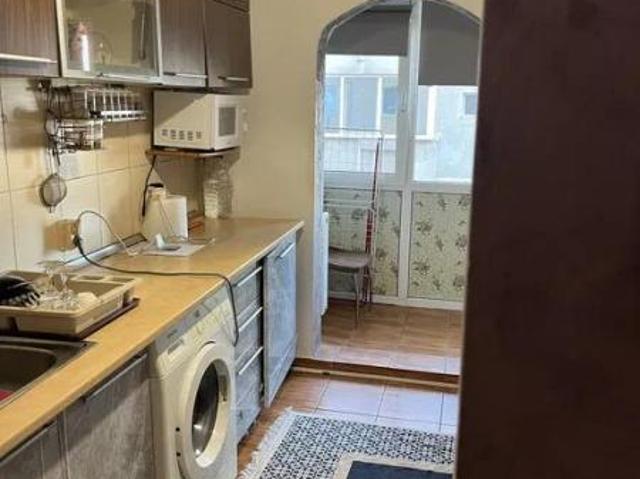 Km 5, apartament la vanzare, 2 camere, etaj 2, gaze