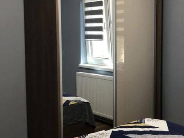 Km 5 2 camere decomandat parter 83000 euro!