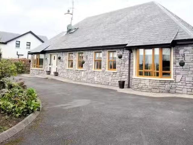 Knocknadaula, Kiltullagh, Athenry, Co. Galway, H65X012 is for.