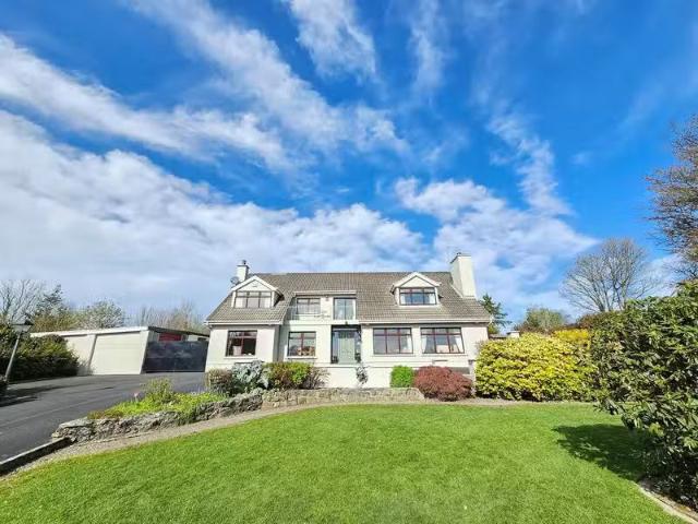 Knocknamana, Clarecastle, Ennis, Co. Clare, V95W2KP is for sale