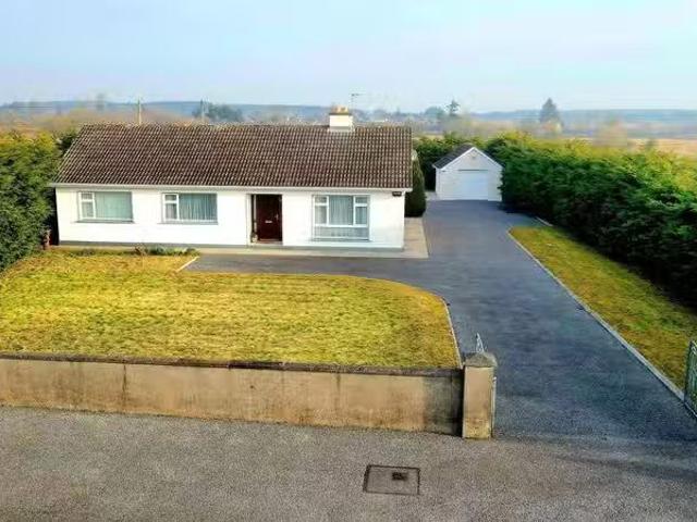 Knockanaconny, Ballaghaderreen, Co. Roscommon, F45T825 is for.