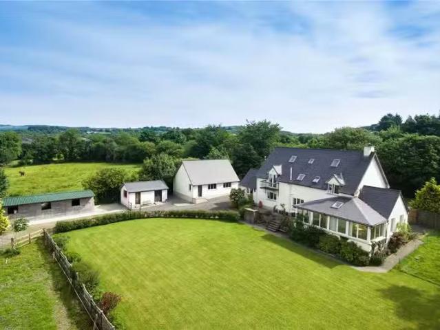 Knockduff House, Knockduff, Dunmanway, Co Cork, P47PF68 is for.