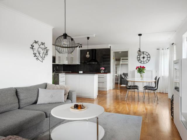 Knutbyvägen 25