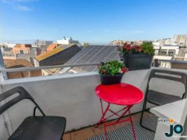 Knus 1 Slaapkamer Appartement met zeezicht, vlakbij centr.