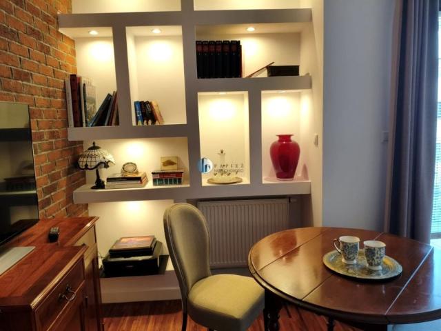 Księdza Prymasa Augusta Hlonda 65 m², Warszawa