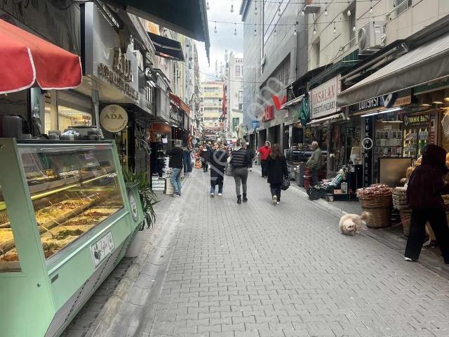 Ksk Çarşı Cami Yakını Yaya Yoğun Bölgede 45 M2 6m Cepheli Dükkan