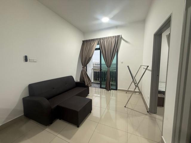 Ksl2 kangkar tebrau 2 bedroom 2 bathroom fully furnished Jb Austin Edl