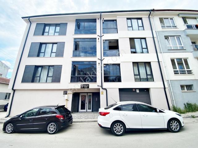 Kr Unıty'den Çamlıca'da 2+0 Asansörlü Satılık Daire