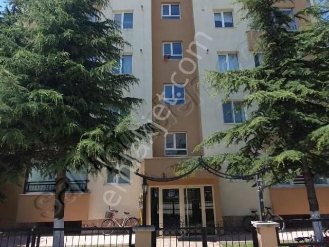 Kr Unıty'den Batıkent Ataşehir Sitesinde Ara Kat Kiralık 3+1