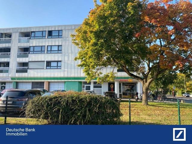 KR Fischeln: Großzügige, helle 4 Zimmer Eck Wohnung in zentraler Lage