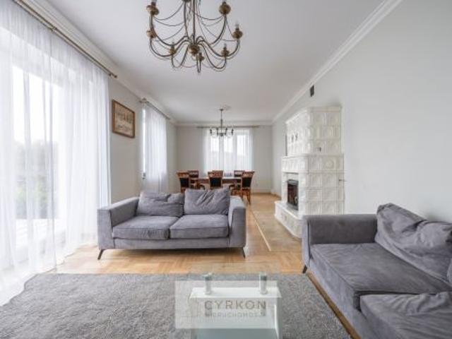 Krężnica Jara, 170 m² Dom