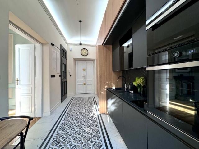 Krowoderska 77 m², Kraków
