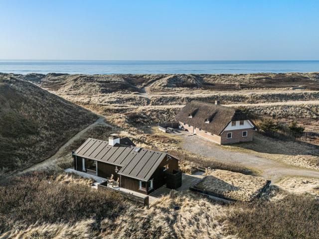 Krogen 11, Houvig