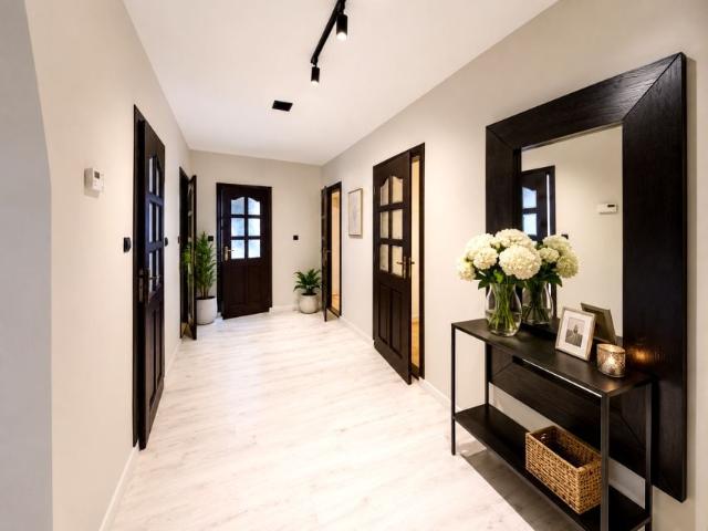 Kraśnieńska 189 m², Jelenia Góra