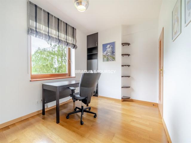 Kraków M. Kraków, Bronowice, Mydlniki, Godlewskiego