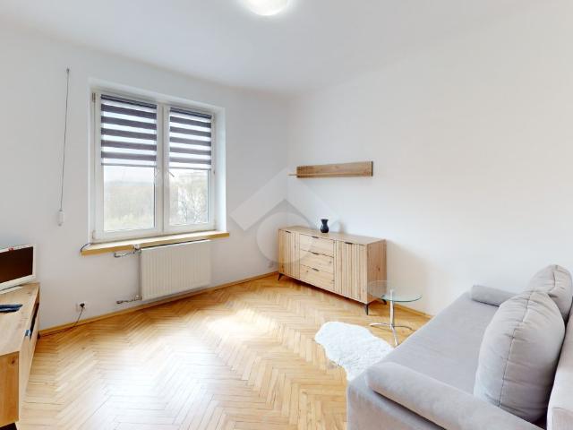 Kraków – Nowa Huta – os. Stalowe – 26 m²