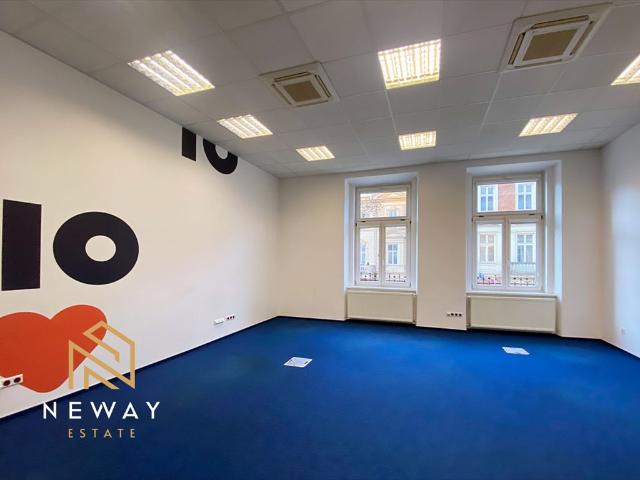 Elegancki lokal biurowy 163,56 m2 w kamienicy z windą