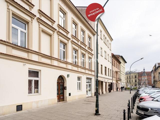 Kraków, Stare Miasto, Kazimierz, pl. Wolnica, 33,91 m2