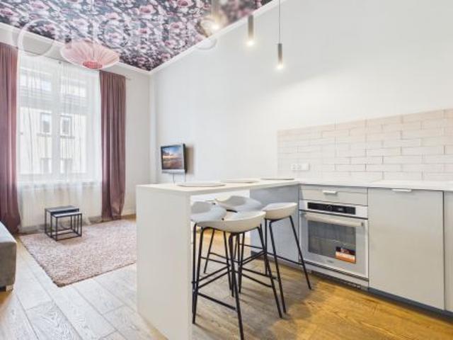 Kraków, Śródmieście, ul. Krowoderska, 60 m² Mieszkanie